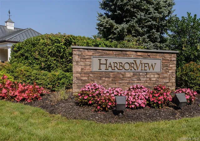 92-w-overlook-92-port-washington-ny-11050/hzid_83f4d006