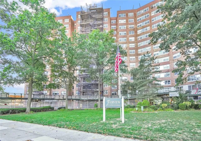 6120-grand-central-pkwy-b605-new-york-ny-11375/hzid_97cef370