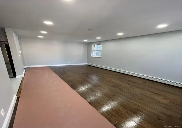 3145-mickle-ave-bronx-ny-10469/hzid_833ccbb2