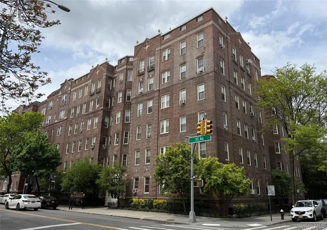 7915-35th-avenue-1e-jackson-heights-ny-11372/hzid_3058cd2d