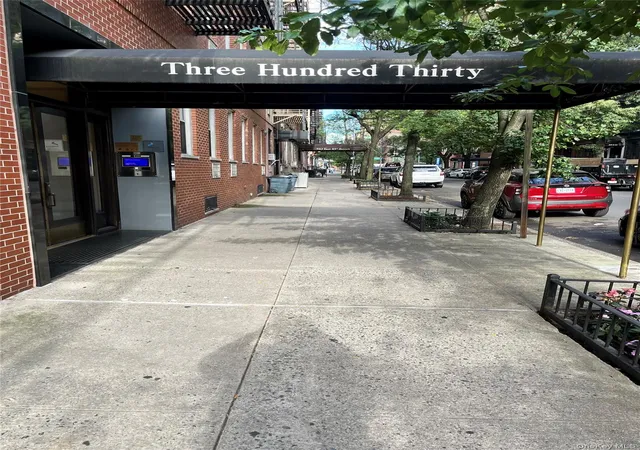 330-e-83-street-2j-new-york-ny-10028/hzid_c827f01b