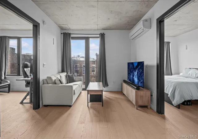 458-e-25th-st-305-new-york-ny-11226/hzid_ff9a776a