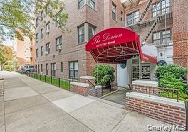 72-11-110-street-3g-forest-hills-ny-11375/hzid_c6445eb6