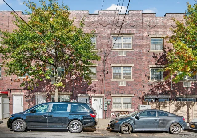 1735-mansion-st-bronx-ny-10460/hzid_90207162