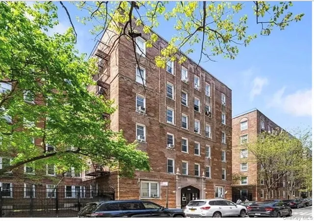 2081-cruger-ave-cruger-1k-new-york-ny-10462/hzid_2fda1cf5