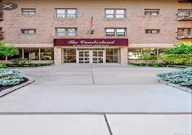 8740-francis-lewis-blvd-a25-new-york-ny-11427/hzid_5665294d