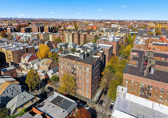 88-11-elmhurst-ave-c8-new-york-ny-11373/hzid_6e6d5fee