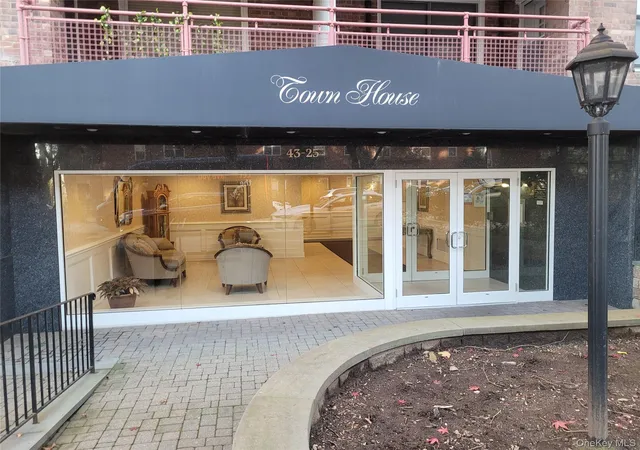 43-25-douglaston-pkwy-4j-new-york-ny-11363/hzid_3ac2251b