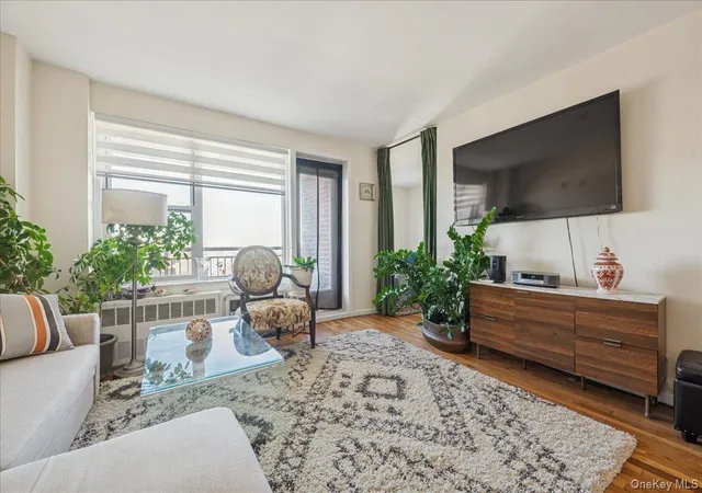 855-e-broadway-4g-long-beach-ny-11561/hzid_ed4df5f6