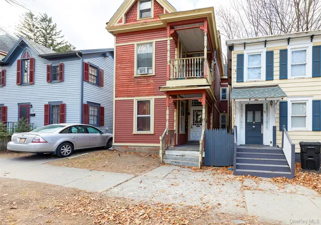 94-academy-st-poughkeepsie-ny-12601/hzid_95495be7