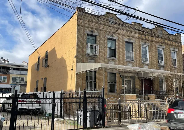 3416-103rd-street-new-york-ny-11368/hzid_dd963edc