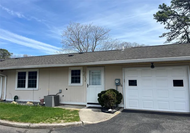 373-woodbridge-dr-b-brookhaven-ny-11961/hzid_54de7fed