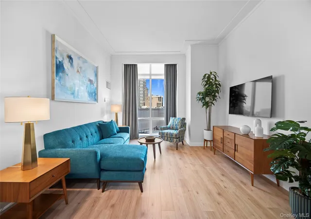 1-renaissance-square-10d-white-plains-ny-10601/hzid_71b30eb0
