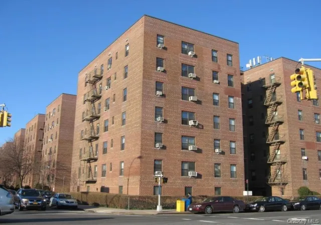 32-42-e-89th-street-street-c301-new-york-ny-11369/hzid_604ca54b