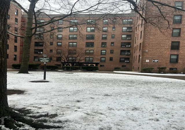 83-85-woodhaven-blvd-3m-woodhaven-ny-11421/hzid_2b042151