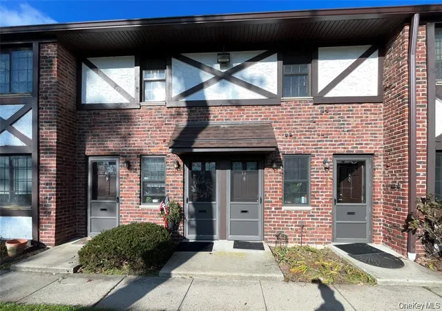 45-brook-ave-45-islip-ny-11706/hzid_2a8c33bb