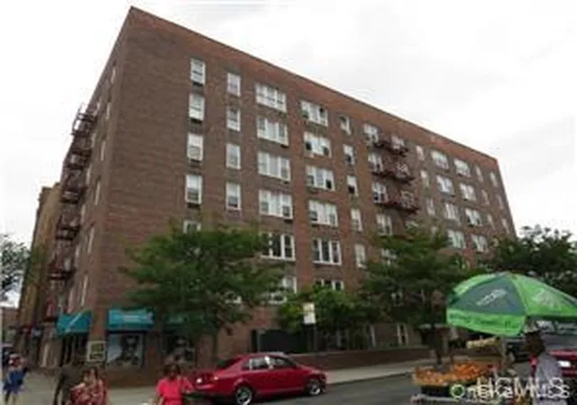 1332-metropolitan-ave-6k-new-york-ny-10462/hzid_aba7a492