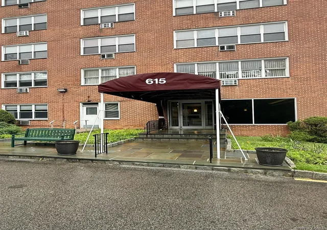 615-palmer-rd-408-yonkers-ny-10701/hzid_39d6e91f