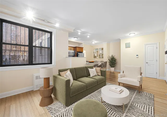 273-bennett-ave-3g-new-york-ny-10040/hzid_a7da02ab