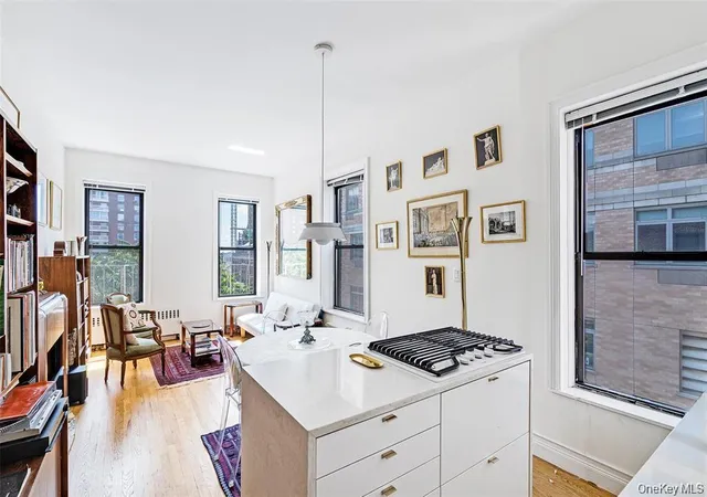 140-claremont-ave-6h-new-york-ny-10027/hzid_d3b26a96