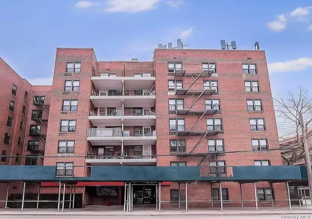 38-25-parsons-blvd-4i-new-york-ny-11354/hzid_10b04e12