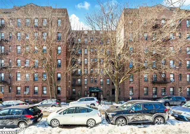 47-20-42nd-street-1b-sunnyside-ny-11104/hzid_5f6fbe2b