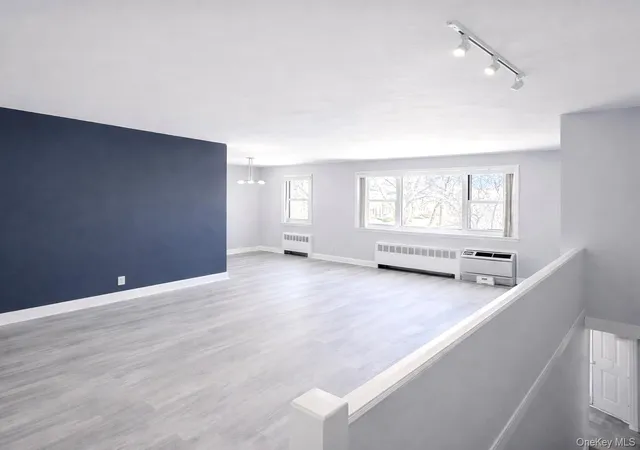 6758-152-street-b-flushing-ny-11367/hzid_eb639ecf