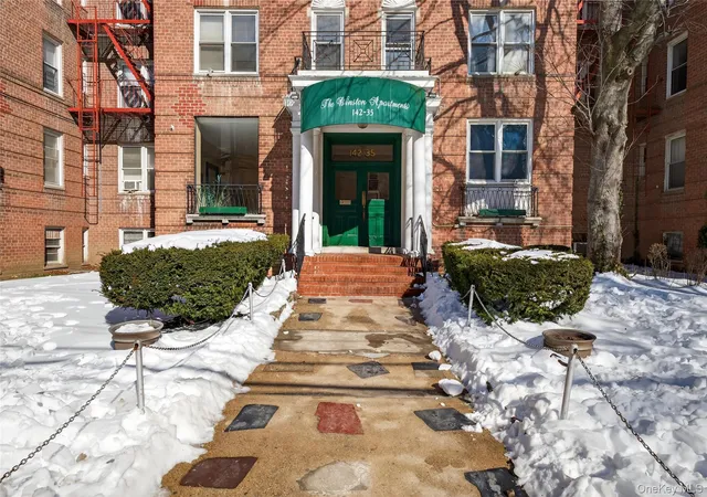 14235-84th-dr-2k-new-york-ny-11435/hzid_429152a3