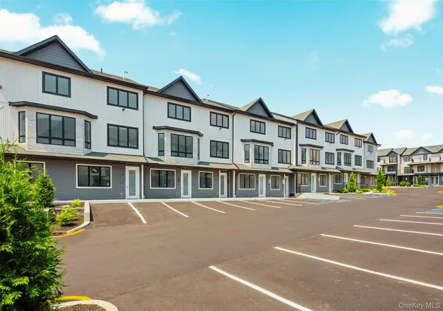 472-w-central-ave-204-ramapo-ny-10977/hzid_b2160a10