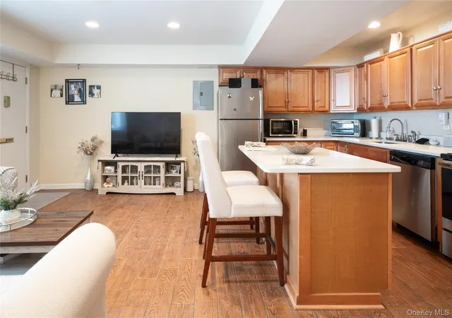 50-west-st-a1g-harrison-ny-10528/hzid_b22aa2dd
