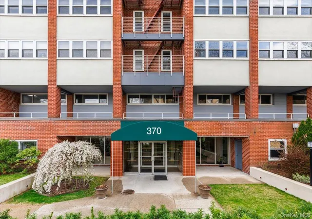 370-westchester-ave-5c-port-chester-ny-10573/hzid_1654b2fa