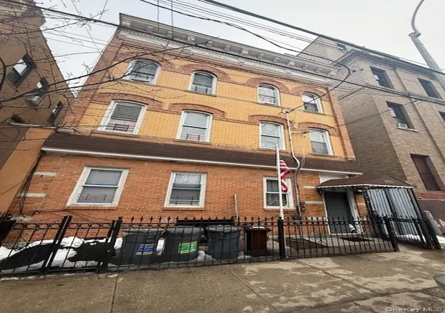 686-fairview-ave-new-york-ny-11385/hzid_c42bc8c0