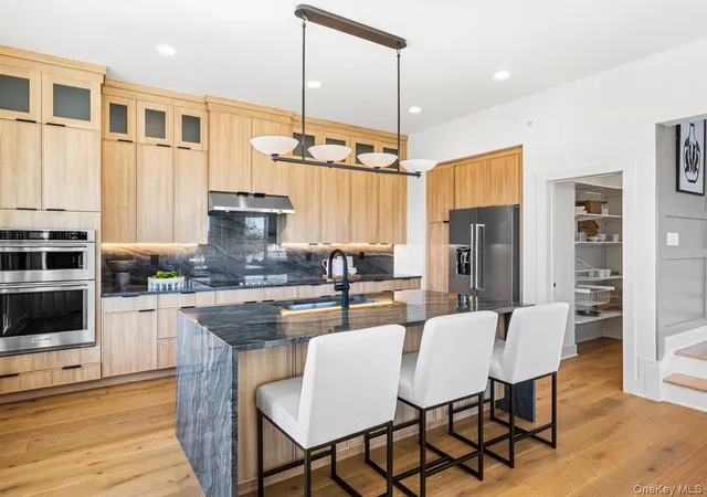 3008-eastview-ln-107-carmel-ny-10512/hzid_a519a456