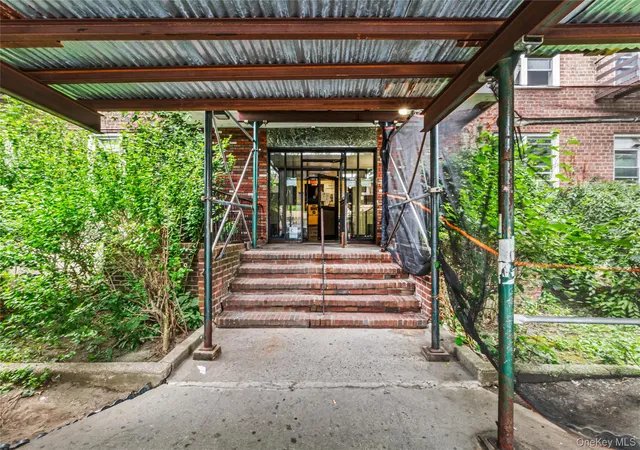 42-40-bowne-st-1f-flushing-ny-11355/hzid_a2330afe