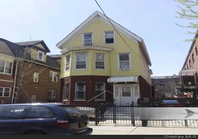 8315-pettit-ave-new-york-ny-11373/hzid_f9c29c1d