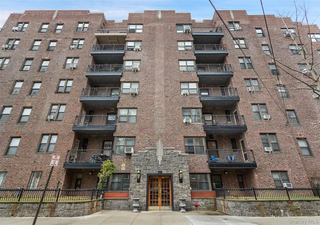 30-clinton-pl-lb-new-rochelle-ny-10801/hzid_6c30b803