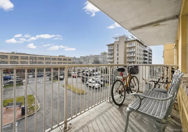 260-beach-81st-st-3a-new-york-ny-11693/hzid_fe6b9ff7