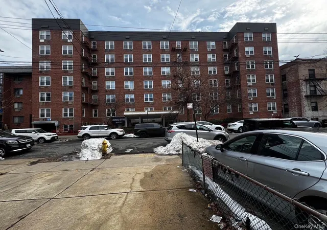 144-24-37th-ave-3j-new-york-ny-11354/hzid_fc5b7d55