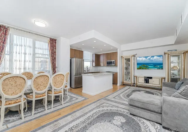 50-oceana-dr-w-8d-new-york-ny-11235/hzid_26f170c8