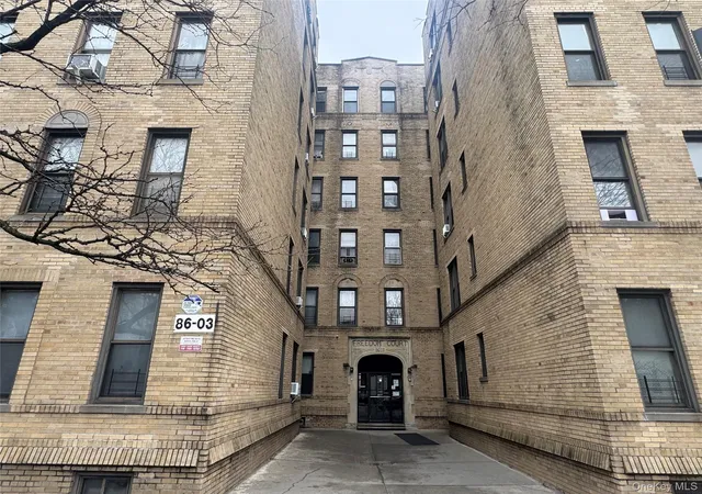 86-03-102-street-2d-richmond-hill-ny-11418/hzid_ea47f65c