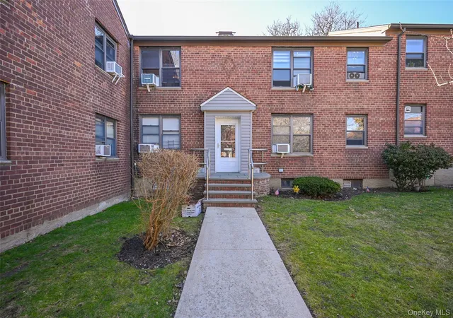 36-44-172-street-93-flushing-ny-11358/hzid_aa4d9947