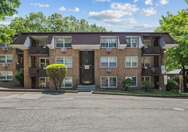 160-e-kearsing-pkwy-monsey-ny-10952/hzid_635aabfb