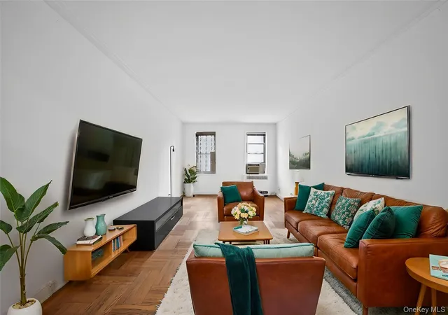2190-boston-rd-4e-new-york-ny-10462/hzid_9edcad30