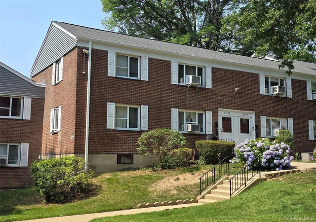 22305-manor-rd-226-new-york-ny-11427/hzid_a1b20505