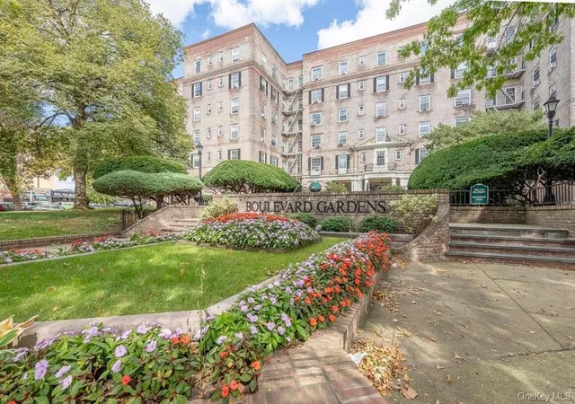 30-69-hobart-st-b3k-woodside-ny-11377/hzid_2436607c