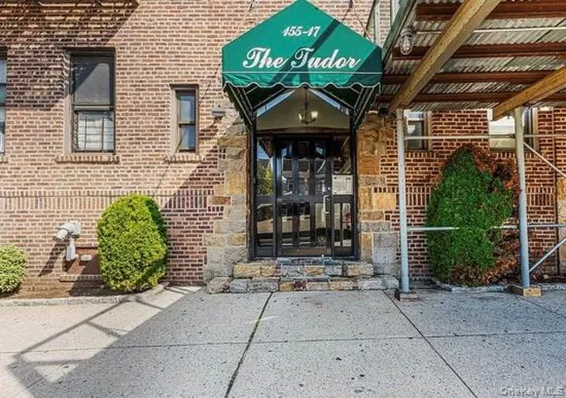 15517-sanford-ave-2e-new-york-ny-11355/hzid_0ce47853