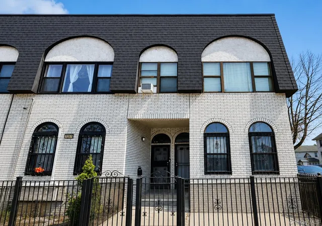 7719-parsons-blvd-new-york-ny-11366/hzid_5e338bc5