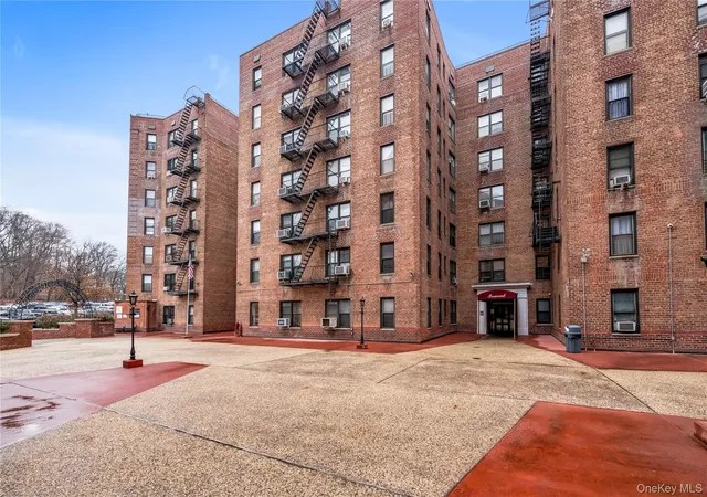 83-75-woodhaven-boulevard-6u-new-york-ny-11421/hzid_a05b1787