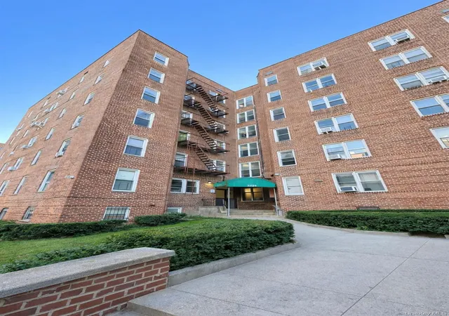 2255-cruger-ave-1b-new-york-ny-10467/hzid_4fa3b3a0