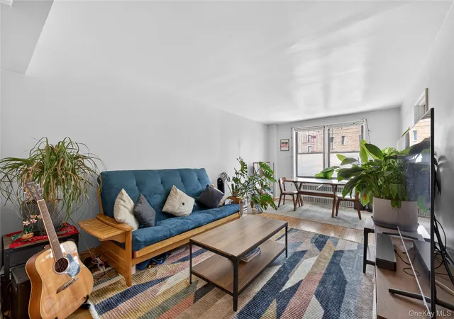 8385-116th-street-4l-new-york-ny-11418/hzid_f2cb684f